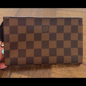 Authentic LV Damier Ebene Toiletry Pouch 19